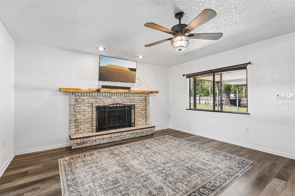 Photo of 212 DOGWOOD DRIVE