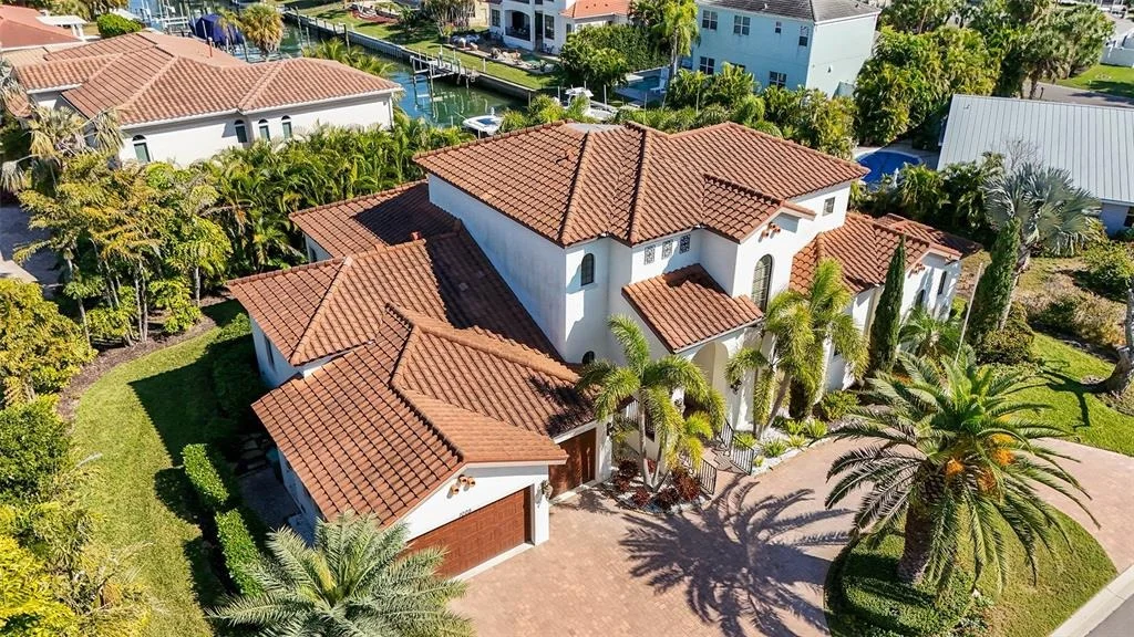 Photo of 1005 BOGEY LANE