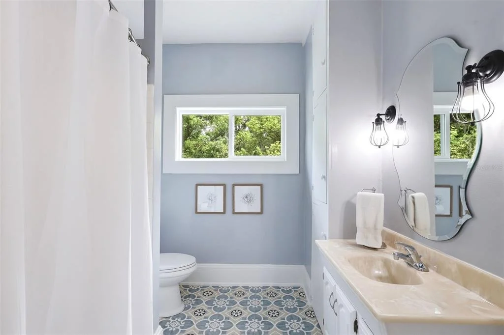 Photo of 47 DAVIS AVENUE