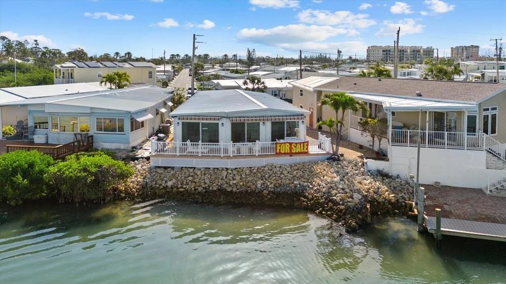 Photo of 33 N STARBOARD DRIVE