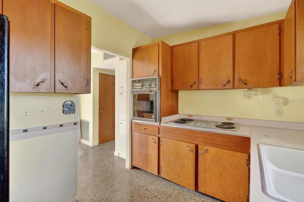 Photo of 710 TWIN OAKS LANE
