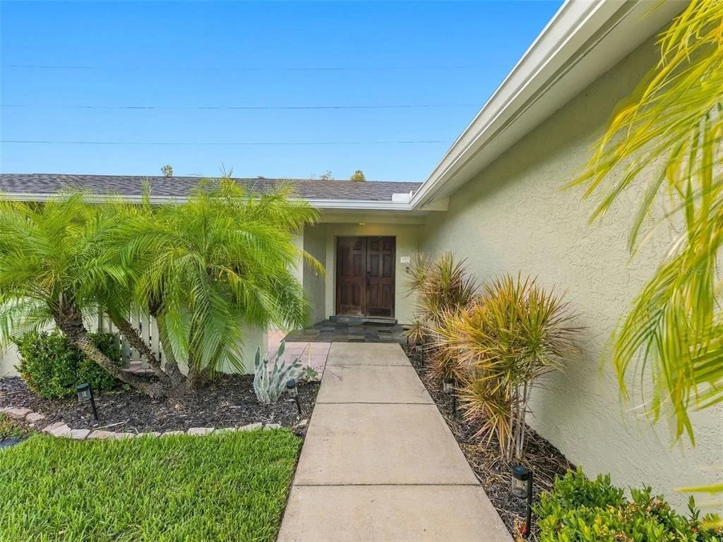 Photo of 1846 DEL ROBLES DRIVE