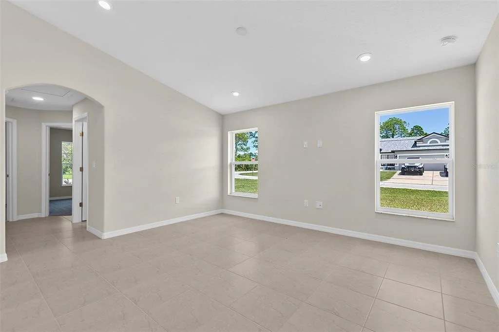 Photo of 52 ROXBORO DRIVE