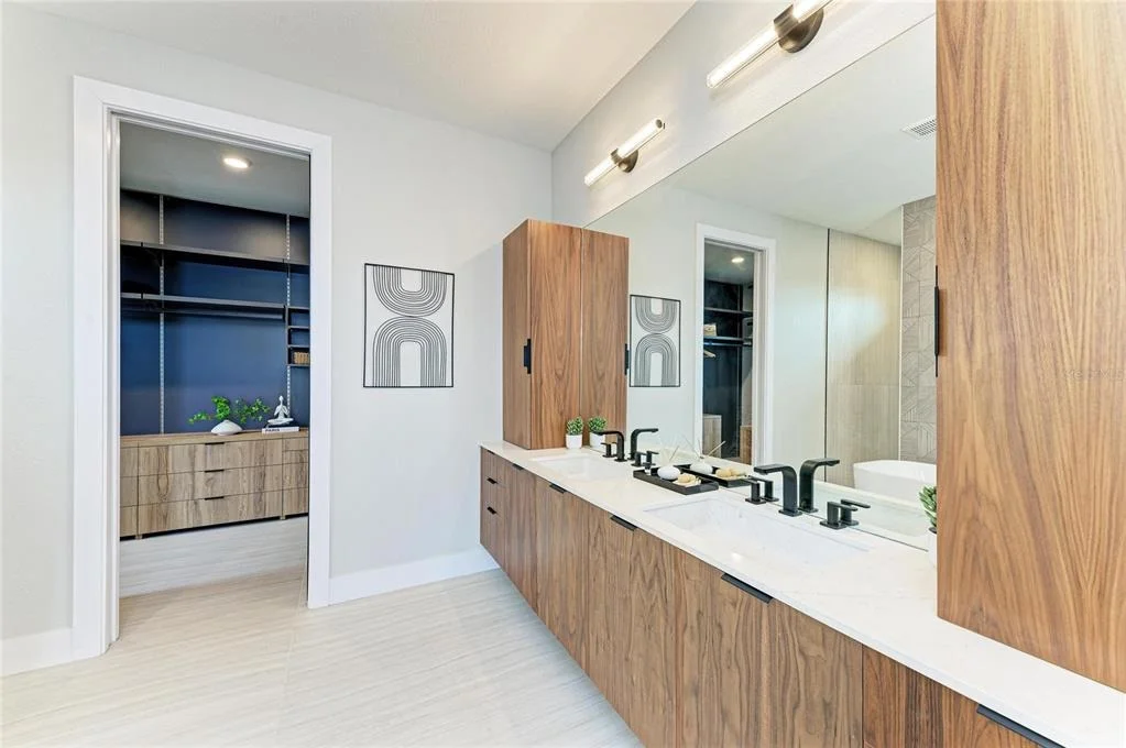 Photo of 1631 CASEY KEY DRIVE