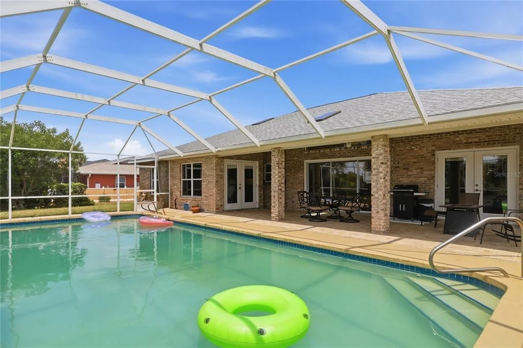 Photo of 4 BEACHSIDE DR