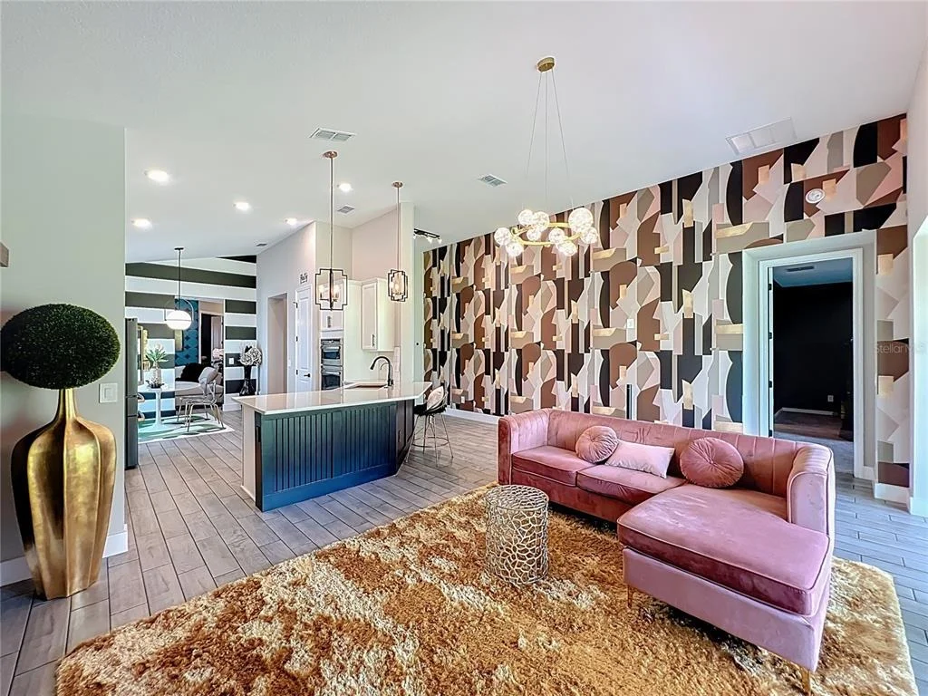 Photo of 991 LAKESIDE ESTATES DRIVE