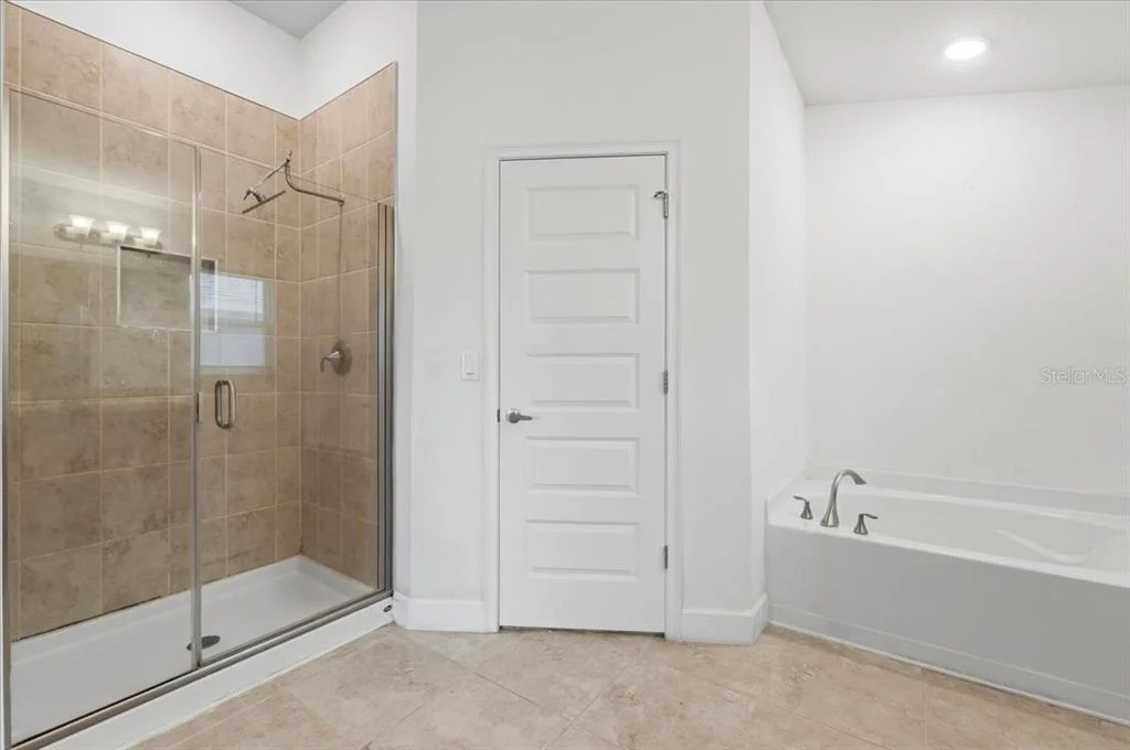 Photo of 851 VIENNA DRIVE