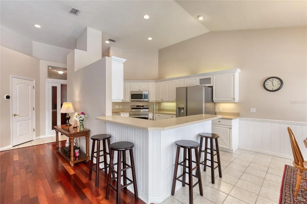 Photo of 5 WATERCLIFF LANE