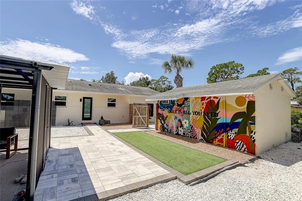 Photo of 2121 PALM TERRACE