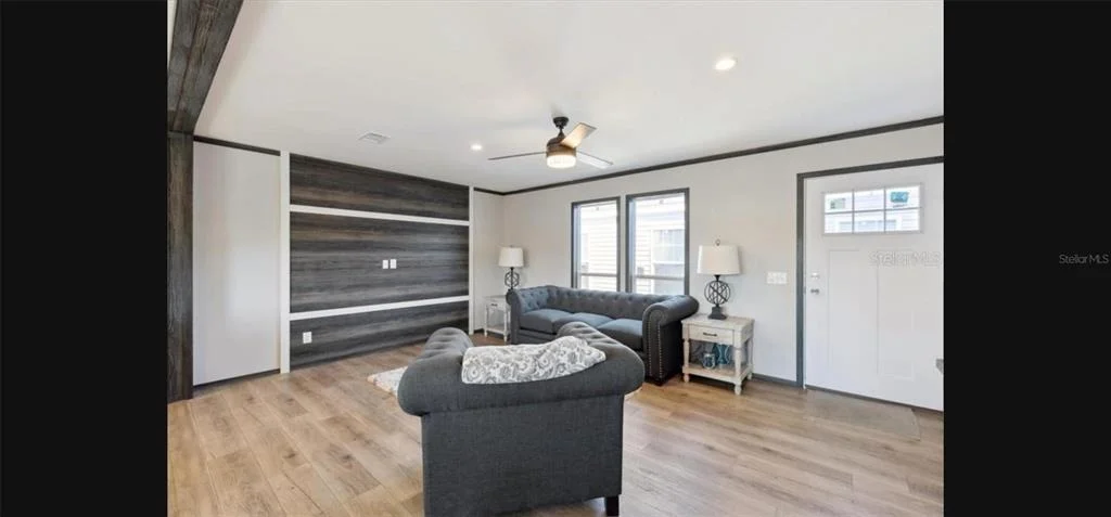 Photo of 1636 MISTLETOE STREET