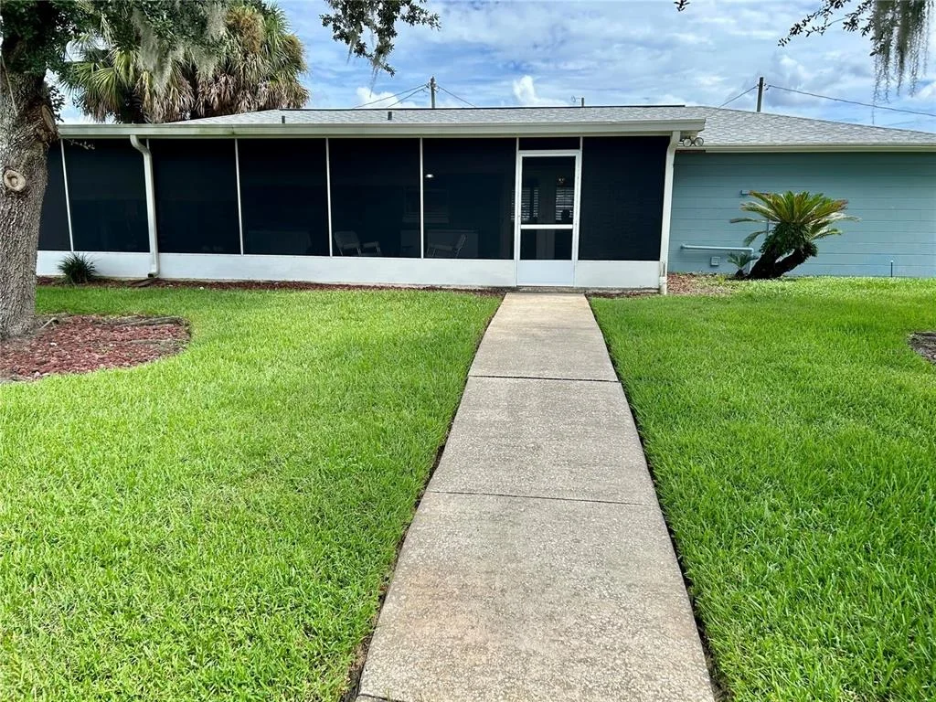 Photo of 1638 PARADISE LANE