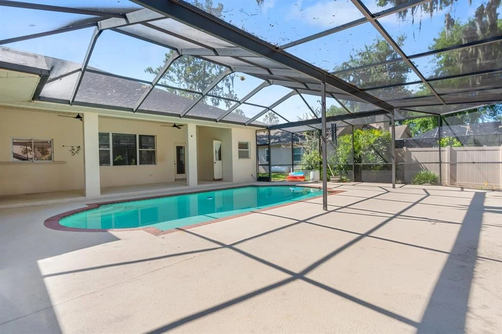 Photo of 512 CAULDER PARK ROAD