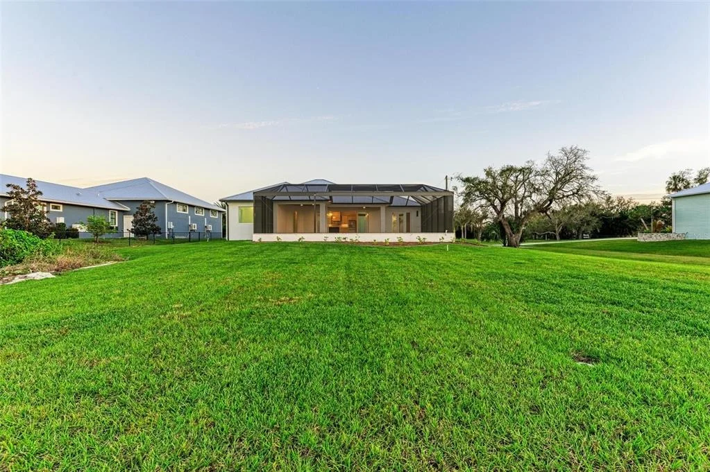 Photo of 6100 RIVERSIDE DRIVE