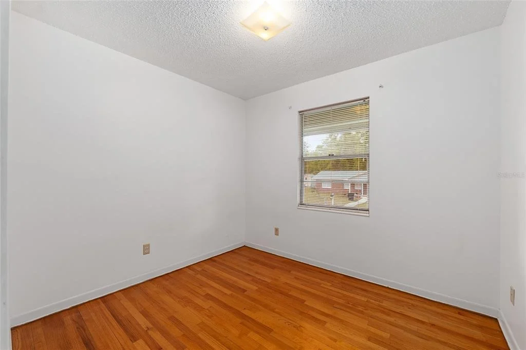 Photo of 505 NW 37TH PLACE
