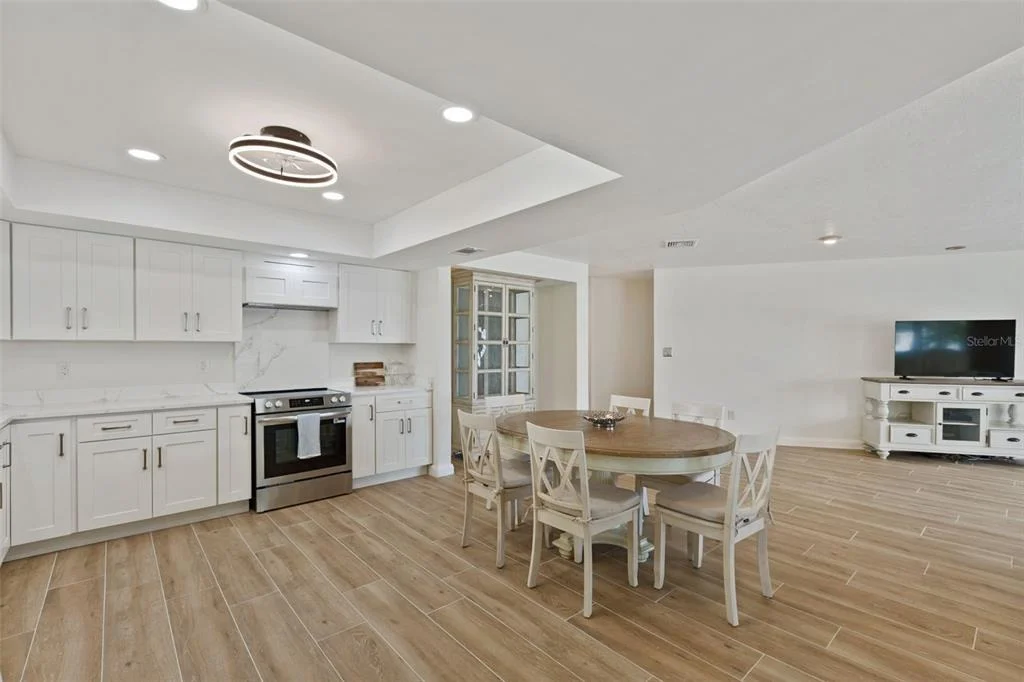 Photo of 290 BAYSIDE DRIVE