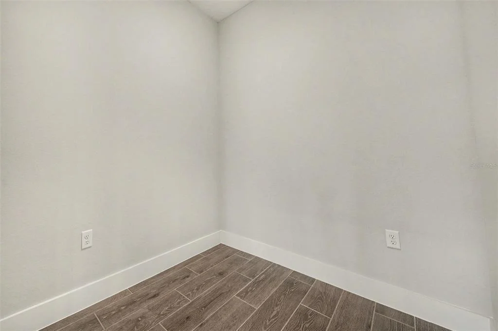 Photo of 3087 SILVERMINES AVE