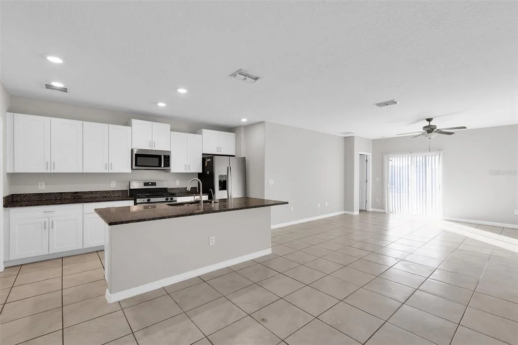 Photo of 5204 WHITE CHICORY DRIVE