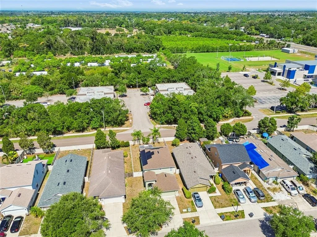 Photo of 915 WINDTON OAK DRIVE