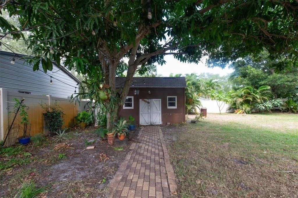Photo of 12812 LAKE DRIVE