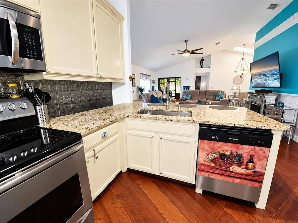 Photo of 11404 DEERCROFT COURT