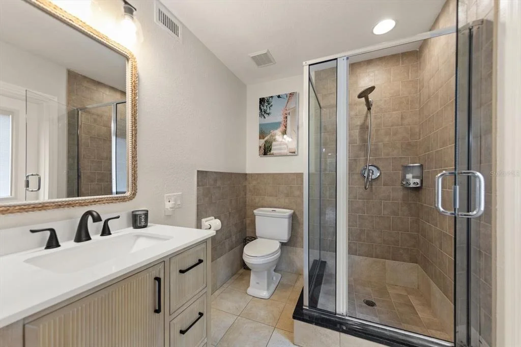 Photo of 3005 SUNSET DRIVE
