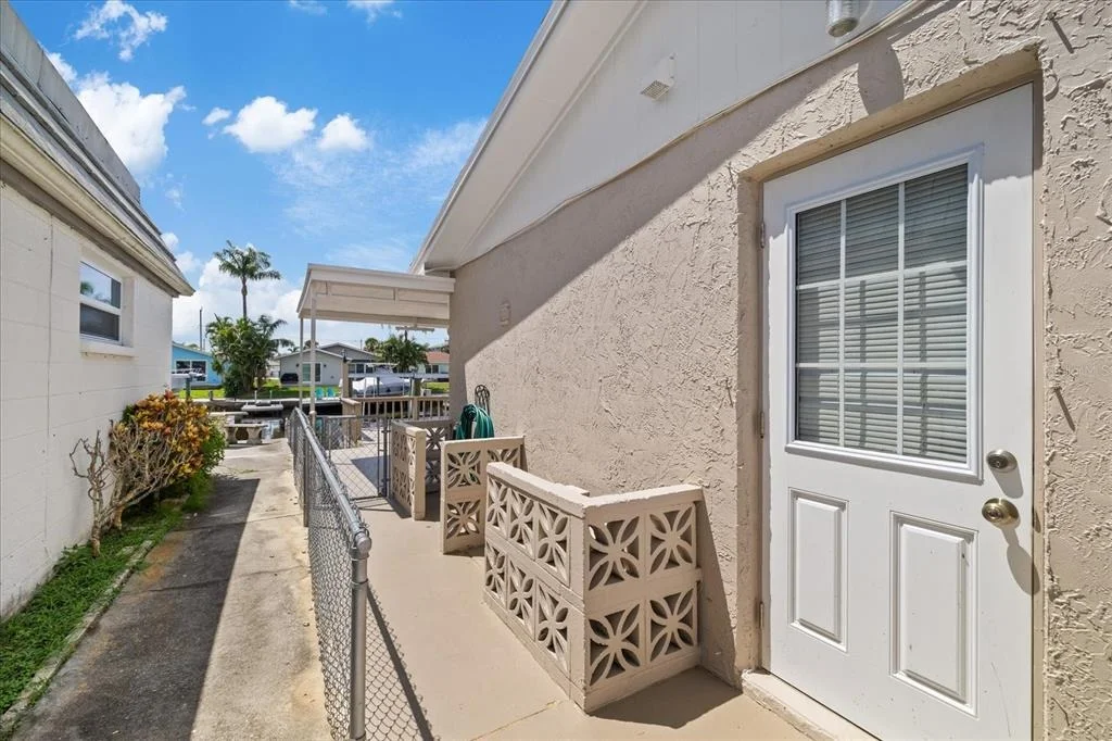 Photo of 4933 SHELL STREAM BOULEVARD