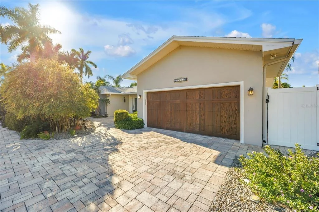 Photo of 2890 ALTON DRIVE