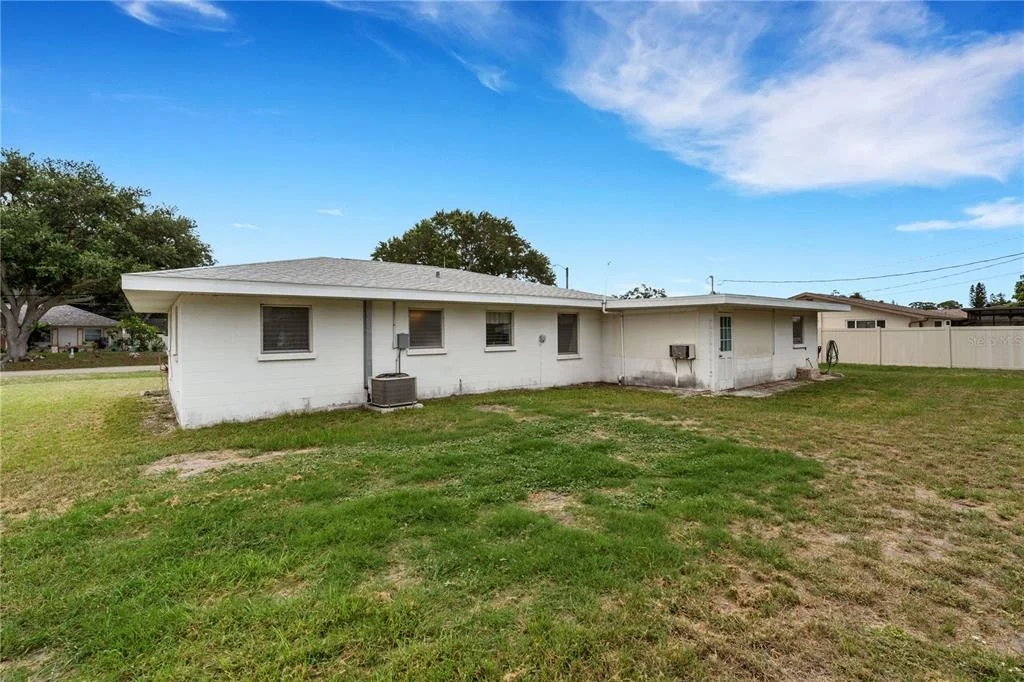 Photo of 2830 SIESTA DRIVE