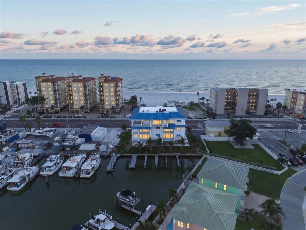 Photo of Unit 401 at 13655 GULF BOULEVARD