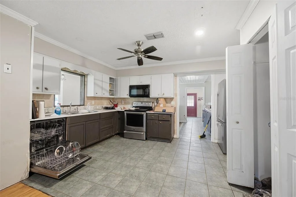 Photo of 15499 OAKCREST CIRCLE