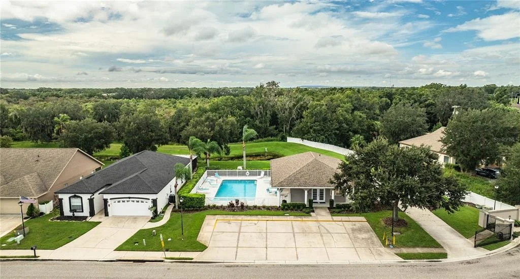 Photo of 6852 SHADOWCAST LANE