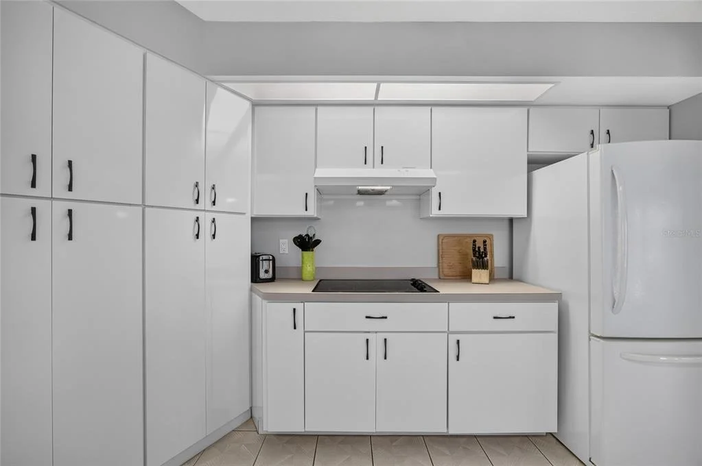 Photo of 2280 VIA ESPLANADE