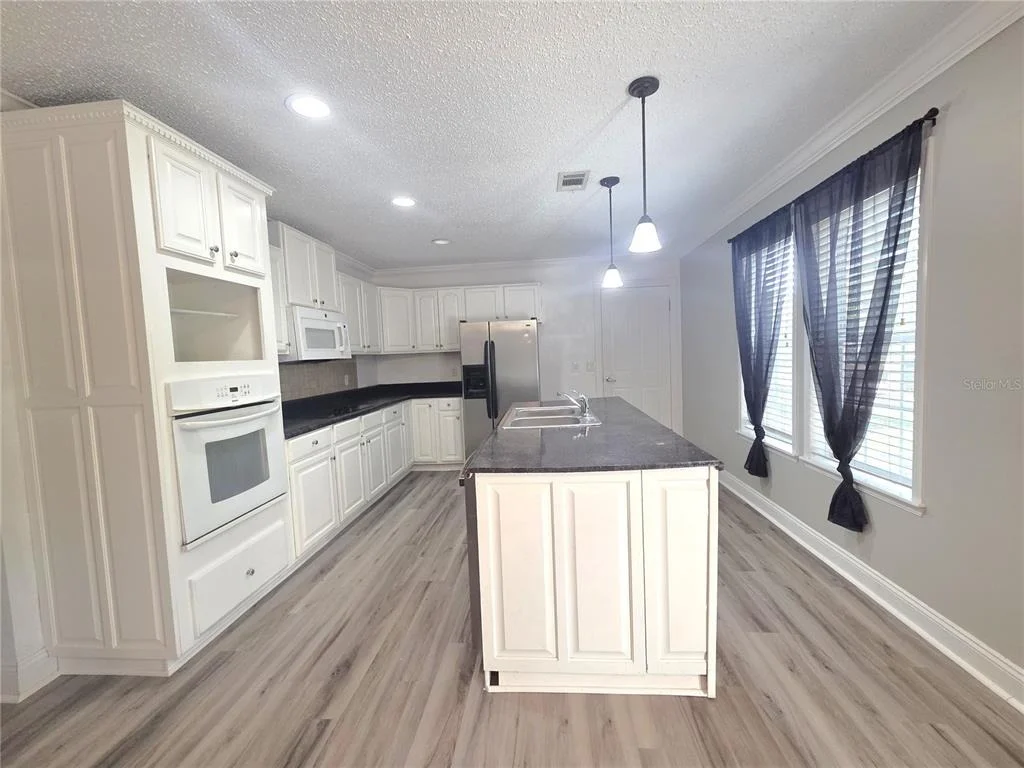 Photo of 18314 DEASON DRIVE