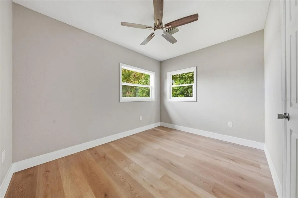Photo of 307 NE 11TH PLACE