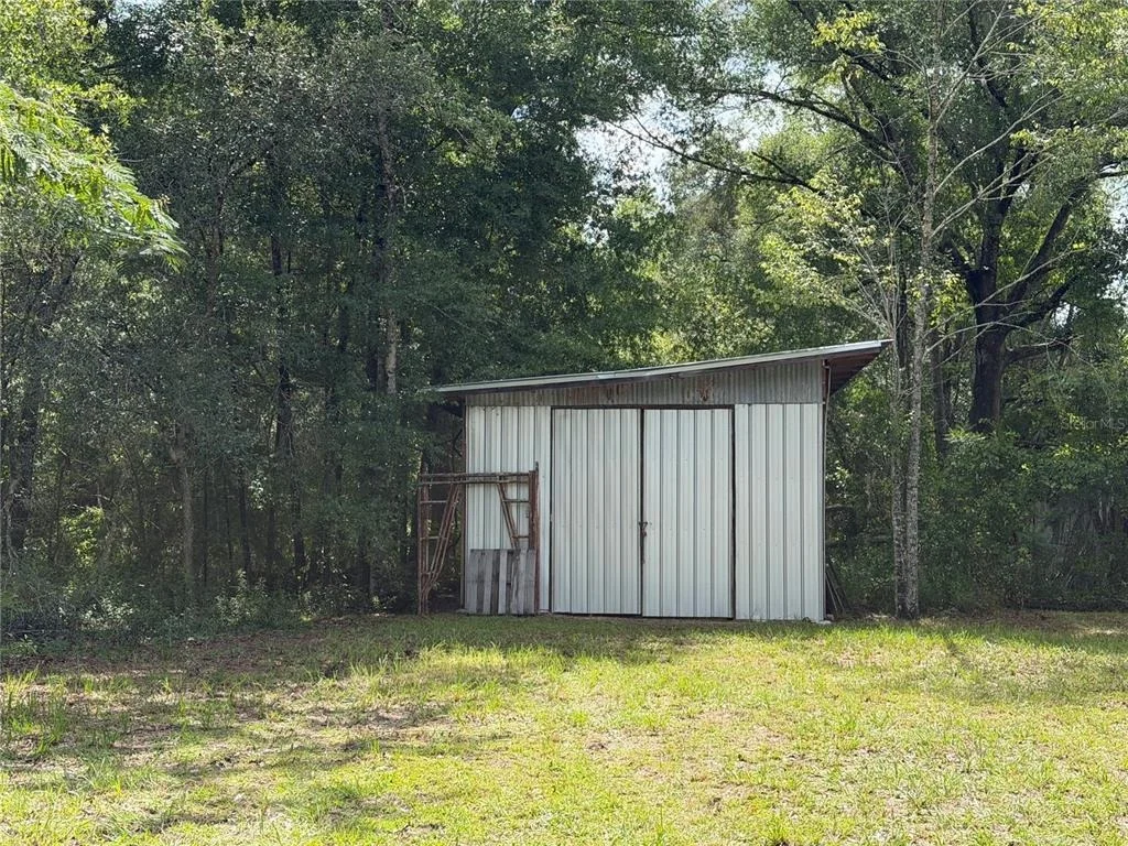 Photo of 9730 NE STATE ROAD 24