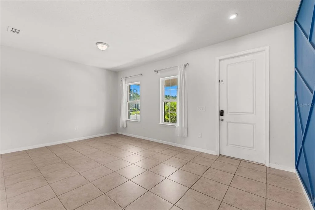 Photo of 100 LAVENNA AVENUE