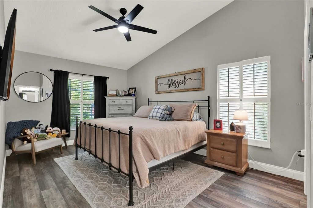 Photo of 341 PINE SHADOW LANE