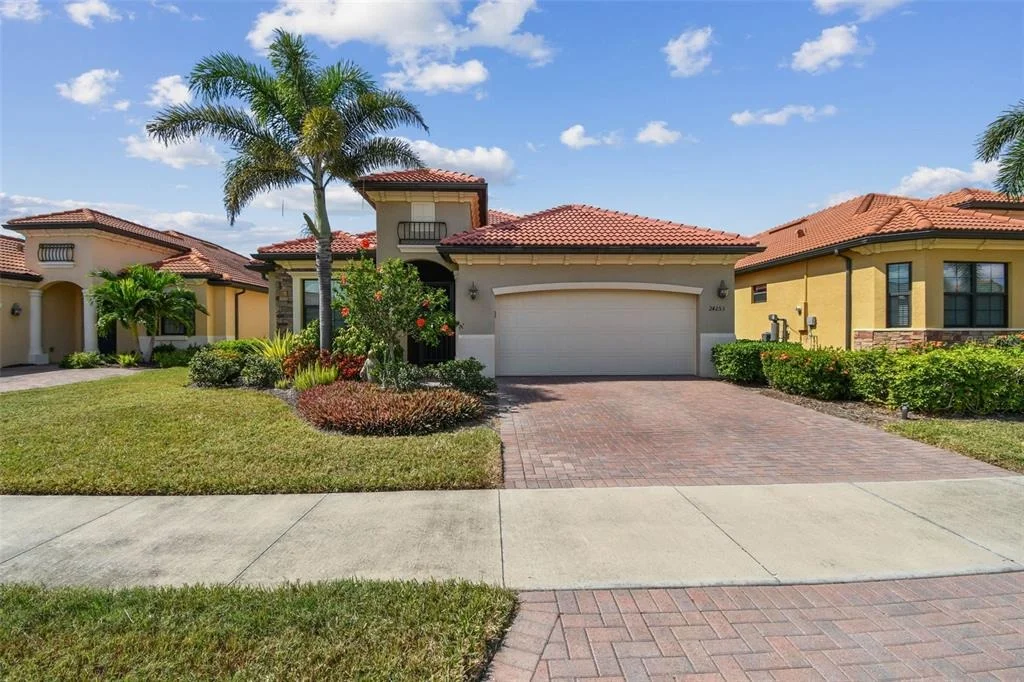 Photo of 24253 GALLBERRY DRIVE
