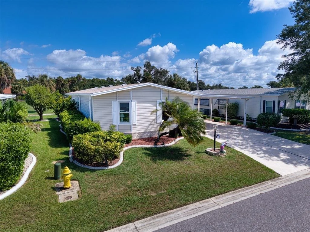 Photo of 8530 COUNTESS AVENUE CIRCLE