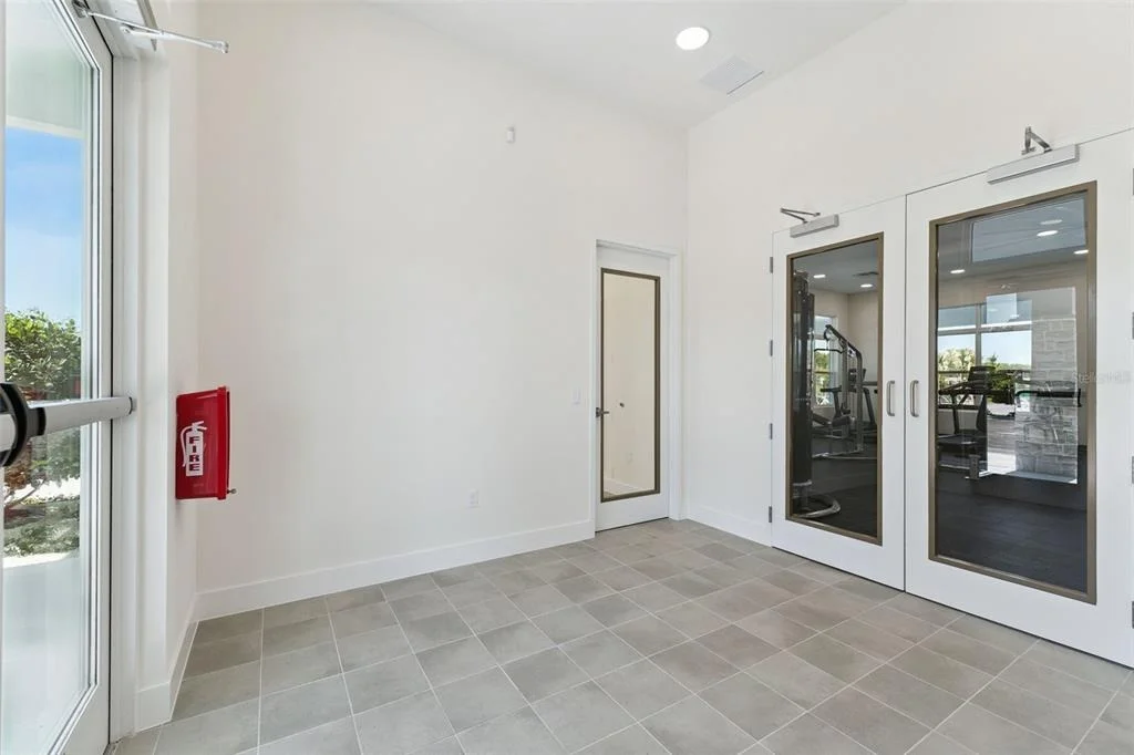 Photo of 1340 FOUNTAIN VIEW STREET