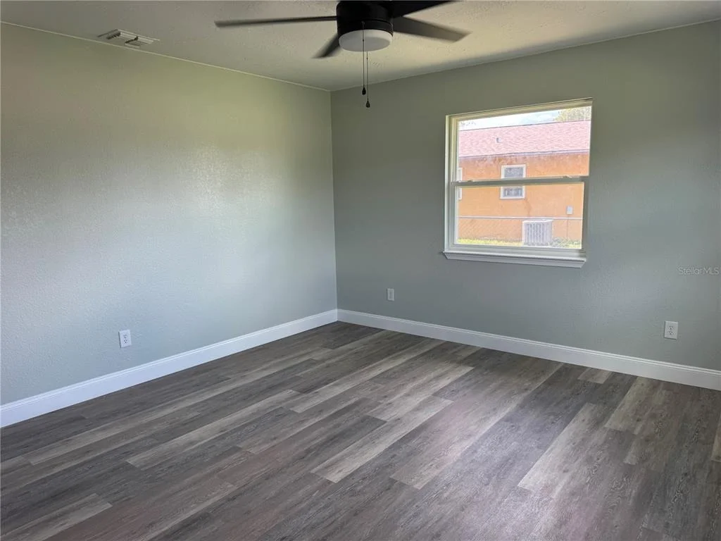 Photo of 26 SPRING LOOP CIRCLE