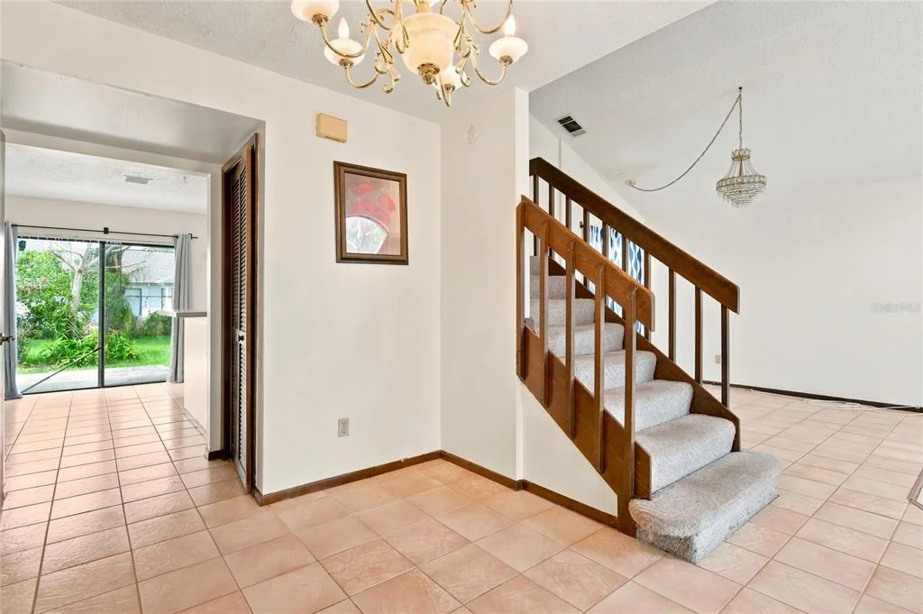 Photo of 1469 MONA DRIVE
