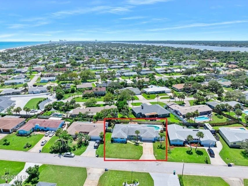 Photo of 190 ELLICOTT DRIVE