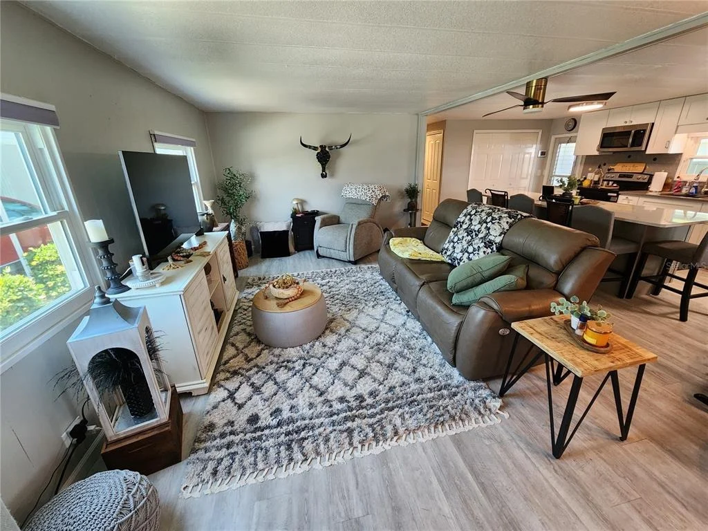 Photo of 5316 CHATEAU LANE