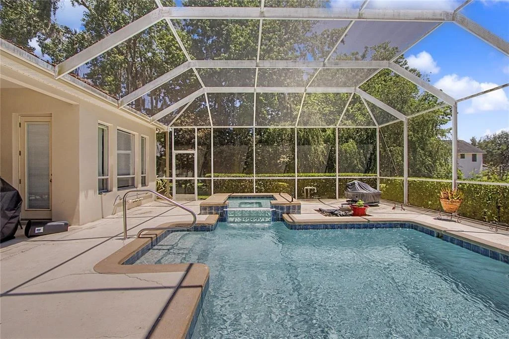 Photo of 2114 SE 25TH LOOP