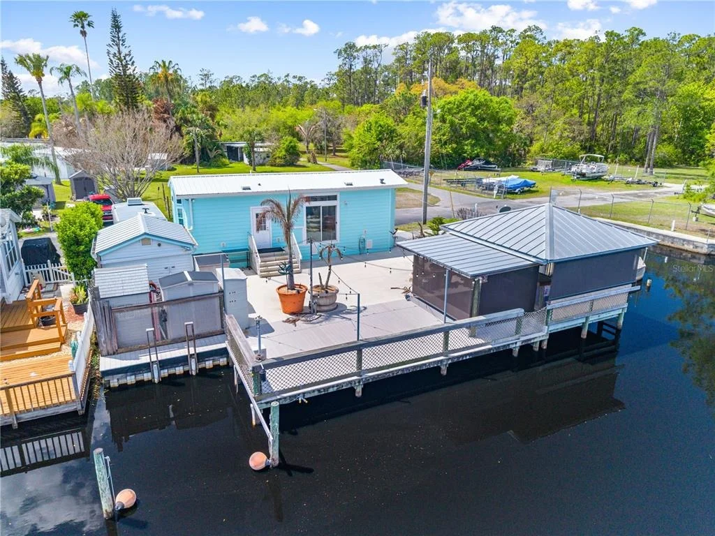 Photo of 1315 PINE ISLAND DR N