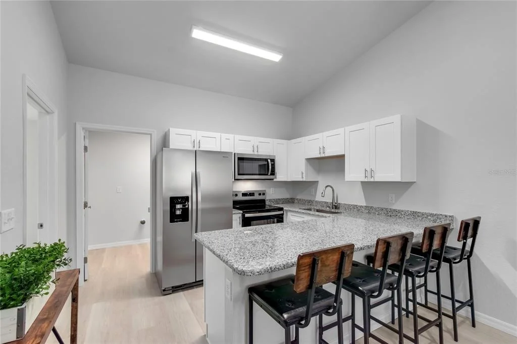 Photo of Unit A at 607 SE 4TH DRIVE