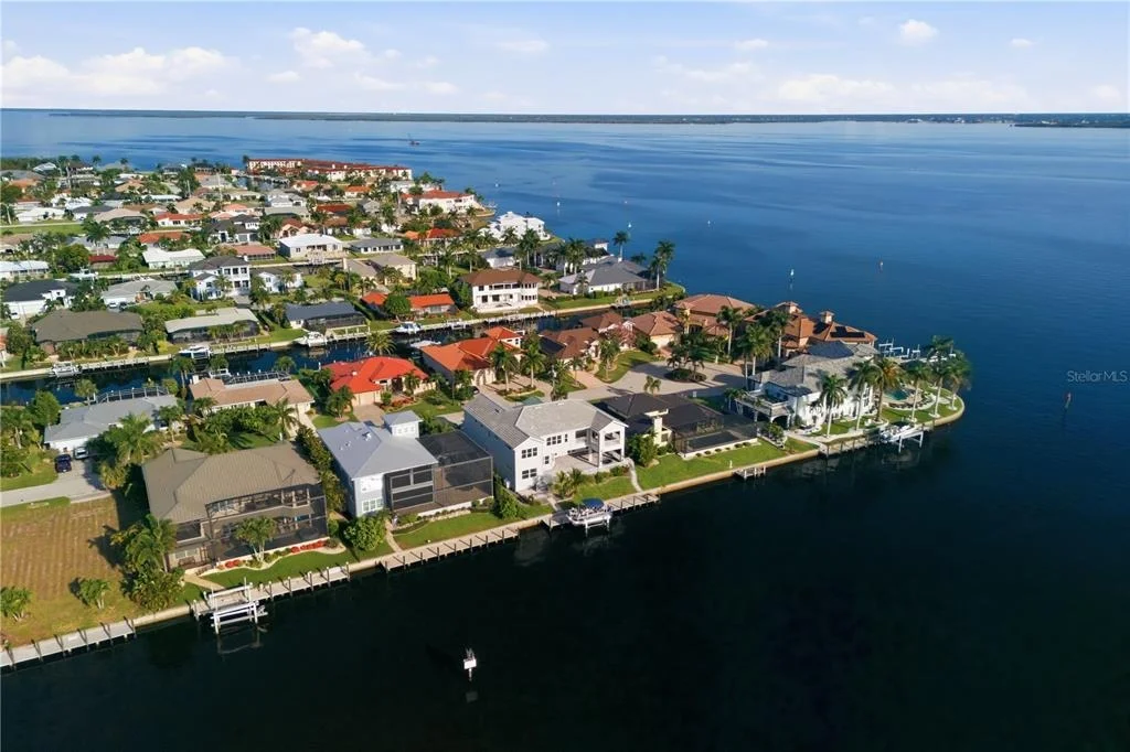 Photo of 2139 PALM TREE DRIVE