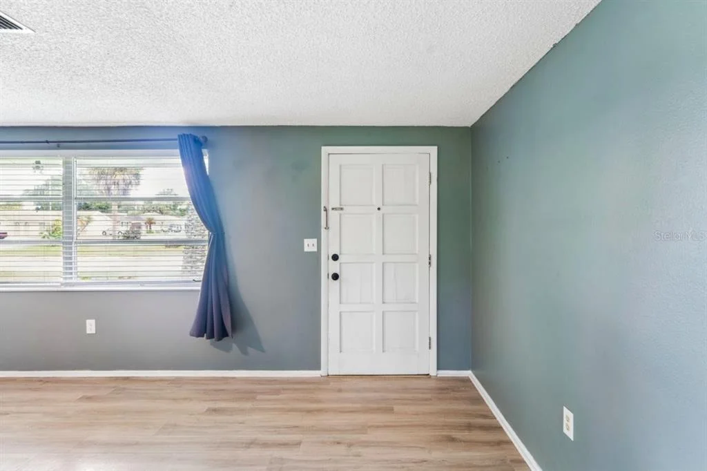 Photo of 15915 VILLA DRIVE
