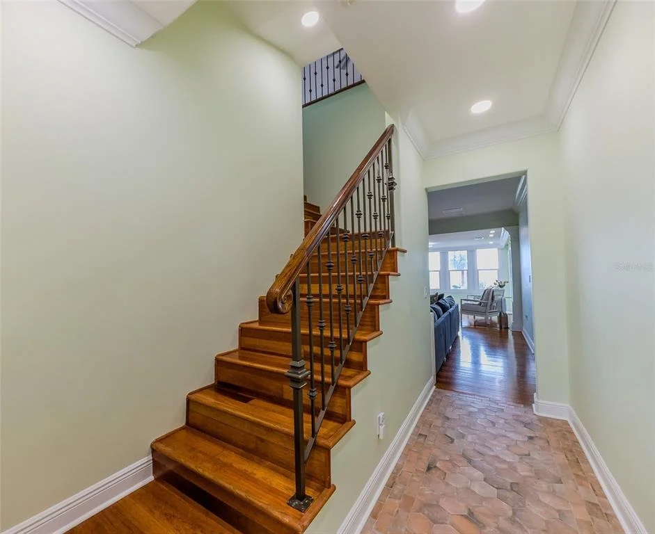 Photo of 4946 HALIFAX DRIVE